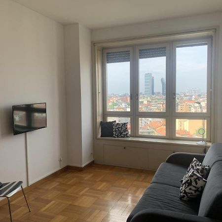 Monolocale Con Vista Su Milano Appartement Buitenkant foto